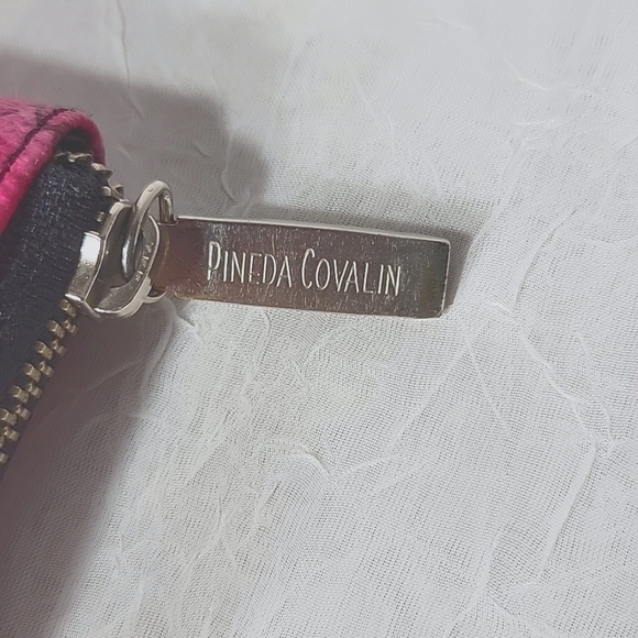 Pineda Covalin Istmo Large Full Zip Around Wallet Fuchsia & Hot Pink Floral - Picture 4 of 9